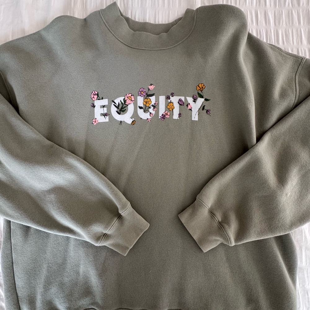 Oversized Abercrombie ‘Equity’ Crewneck